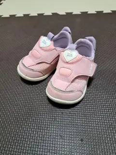 ピンク スニーカー 13.0 サイズ