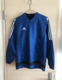 adidasピステ　ウィンドブレーカー