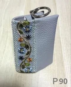 ポケットティッシュケース　グレーカラー　フェイクレザー　インド刺繡リボン