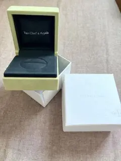Van Cleef & Arpels 空箱 ショッパー セット - メルカリ