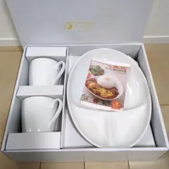 NARUMI　カフェ風仕切り皿2枚 マグカップ2個セット　未使用