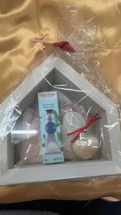 ロクシタン ハンドクリーム アレンジハウスボックスセット　Ｌ005