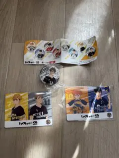 くら寿司　コラボ　ハイキュー　カードと缶バッジセット