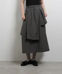 最終価格！未着用タグ付きランバンオンブルーブラック膝丈スカート 最終価格！未着用タグ付きランバンオンブルーブラック膝丈スカート