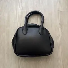 ブラックハンドバッグ ダブルジッパー