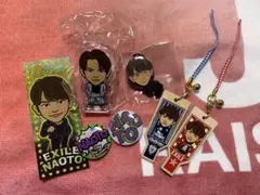 NAOTO 千社札シール 首振りキーホルダー 缶バッジ 羽子板ストラップ