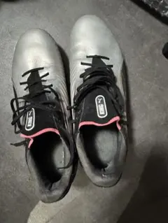 Puma サッカーシューズ シルバー ブラック ピンク