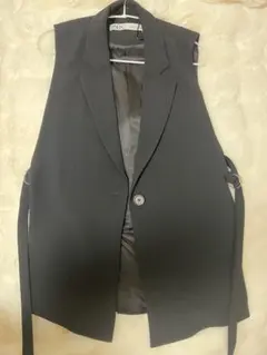 ZARA ブラック ノースリーブ ベスト