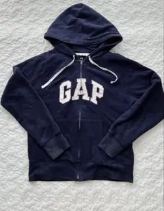 gapパーカー