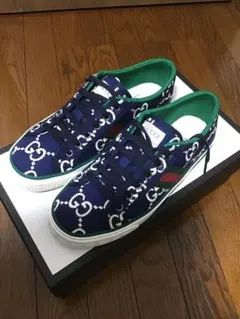 GUCCI テニス スニーカー 紺　サイズ6+のサムネイル