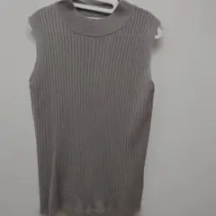 ✨ ノースリーブ ニット モックネック ✨