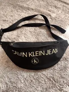 Calvin Klein Jeans ボディバッグ