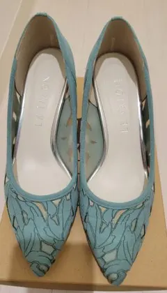 ★美品★2回履いただけ！LE TALON 7cmリーフカットワークパンプス