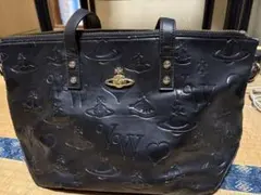 V.W. ブラックレザーショルダーバッグ