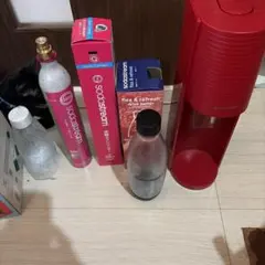 SodaStream TERRA 本体 レッド 炭酸水メーカー - メルカリ