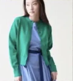 【新品未使用】Tiara アクセントボタンカーディガン