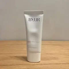 BYUR セラムフィットヴェールデイUVエッセンス シアーピンク