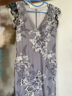 JEWELS 花柄刺繍レースドレス