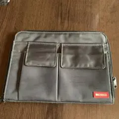 バッグインバッグ マルチケース 黒