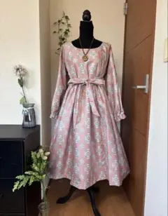＊着物リメイク＊ハンドメイド＊ワンピース　正絹　色紙花菱文