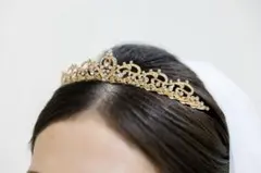 ゴールド ビジュー付き ティアラ