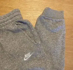 Nike グレー スウェットパンツ Mサイズ　140㎝