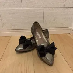 DIANA グリッターリボン フラットシューズ ブラック - メルカリ