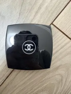 Chanel アイシャドウパレット 4色