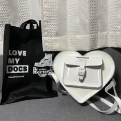 ドクターマーチン Dr.Martans ハート型 ホワイト ショルダーバッグ