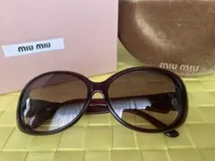 2026年最新】miumiu サングラスケースの人気アイテム - メルカリ