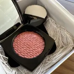 新品未使用　レ シェヌ ドゥ シャネル　チーク