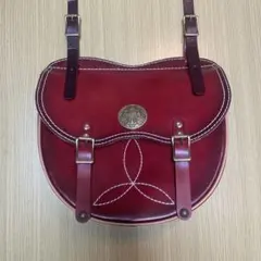 yui　オーナメント付きサドルバック