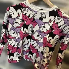 ベビド　総柄ロンT 130cm