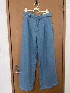 新品未使用 GU ライトデニム ベルテッドワイドパンツ ベルト付き ウエストゴム