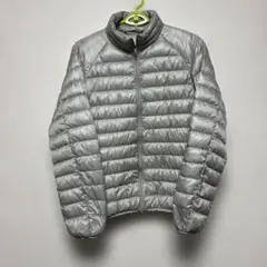 ユニクロ プレミアムダウン ウルトラライト M