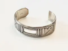 HERMES ブレスレット　バングル トゥアレグT5 HERMES エルメス バングル トゥアレグ ニュートン T5 シルバー