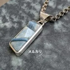 ハンドメイドの入りコン沢翡翠トップ 宝石質 インディアンジュエリー風