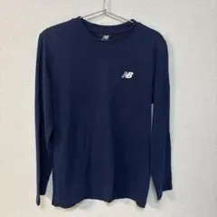 ニューバランス　長袖ロングTシャツ