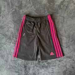 アディダス［120］極美品　速乾軽量　サイドラインハーフパンツ　ハーフジャージ