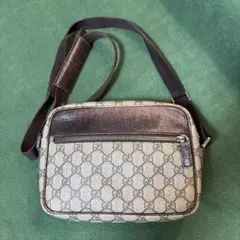 GUCCI グッチ　ショルダーバック