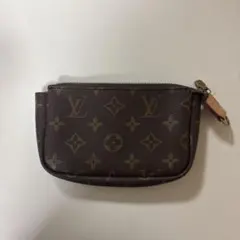 LOUIS VUITTON モノグラム ポーチのサムネイル