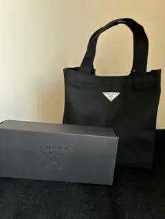 未使用 PRADA プラダ ノベルティ プレートトートバッグ ブラック dmw