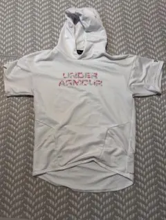 UNDER ARMOUR 半袖パーカー ホワイト XLサイズ