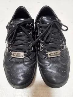 DSQUARED2 KICK IT! メタルプレート レザースニーカー 黒