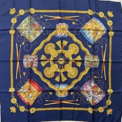 エルメス　スカーフ　タンブールの太鼓　紺色　カレ90 シルク　HERMESのサムネイル