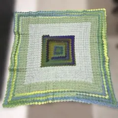 H4【ハンドメイド】　ラグ　マット　グリーン系