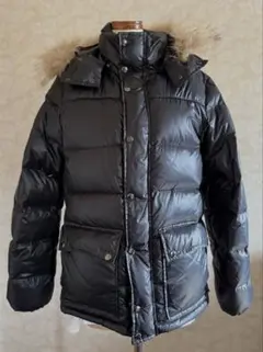 黒 リアルファーフード付き ダウンジャケット