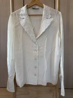 GIVENCHYレース ホワイト ストライプ 長袖ボタンダウンシャツ GIVENCHYレース ホワイト ストライプ 長袖ボタンダウンシャツ - メルカリ