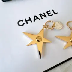 CHANEL　 ホリデー限定　2025 コメット　チャーム