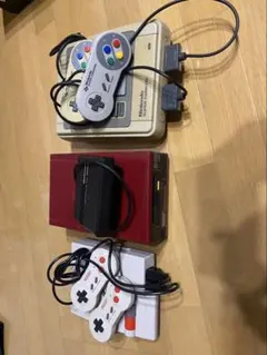 ゲーム本体3点セット（スーパーファミコン／ディスクシステム／ニューファミコン）